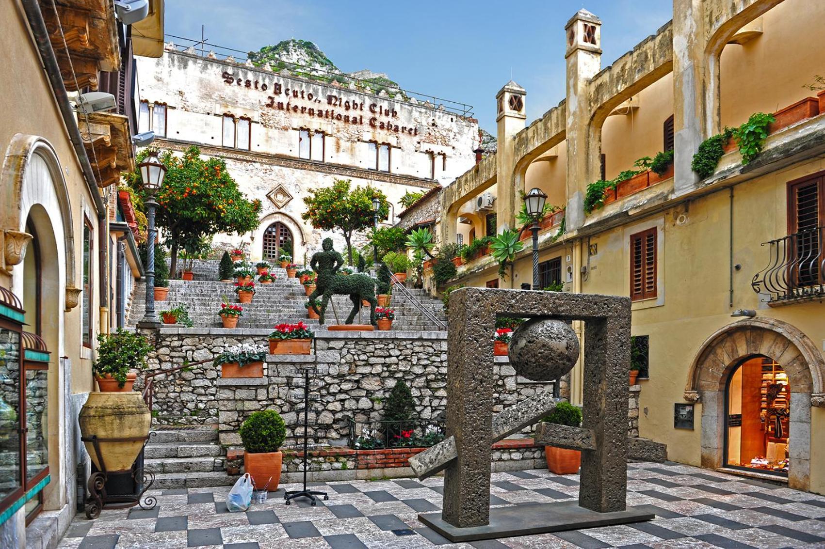 Villetta Mari E Amuri Giardini Naxos Exterior photo